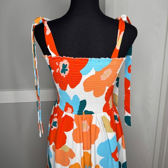 Floral Maxi Dress Size S Smocked Bodice Tie Straps Pockets Bright Print NWT - Picture 7 of 9